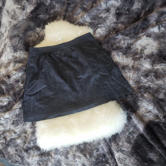 Fit and flair denim skirt with POCKETS! Sz 8 - Picture 4 of 10